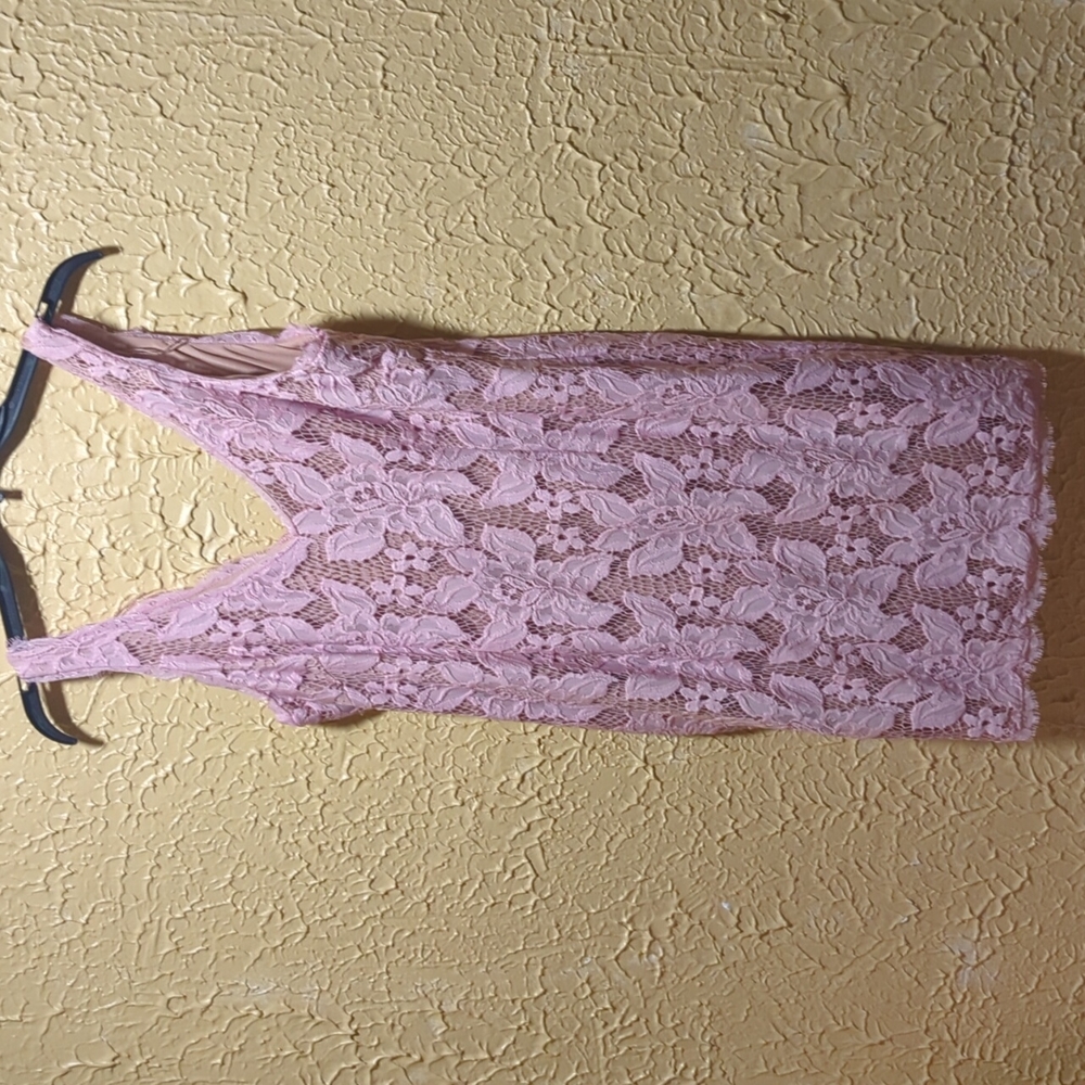 Adrianna Papell - Floral Lace V-Neck Sleeveless